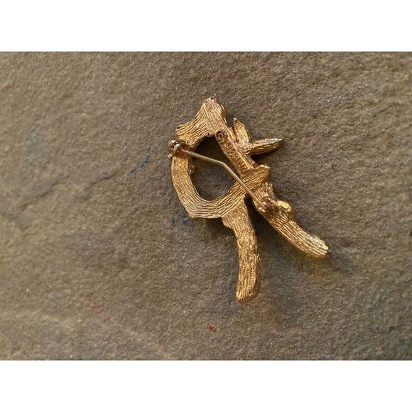 Sarah Coventry Intial R Brooch Vtg  Branch Gold Tone Letter Jewelry Pin Signed - Picture 3 of 4